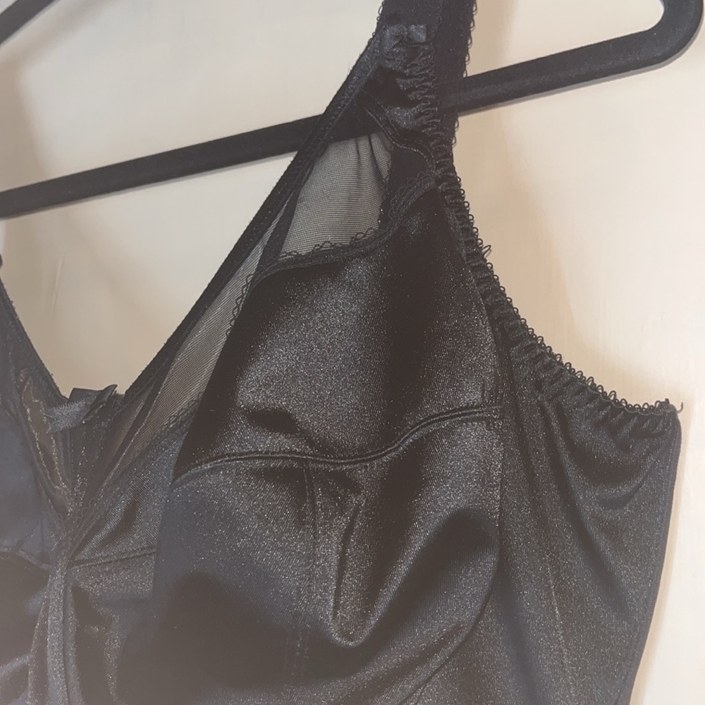 Goddess Black Full-Coverage Bra with Wide Straps size 40 M / preowned - Picture 2 of 8